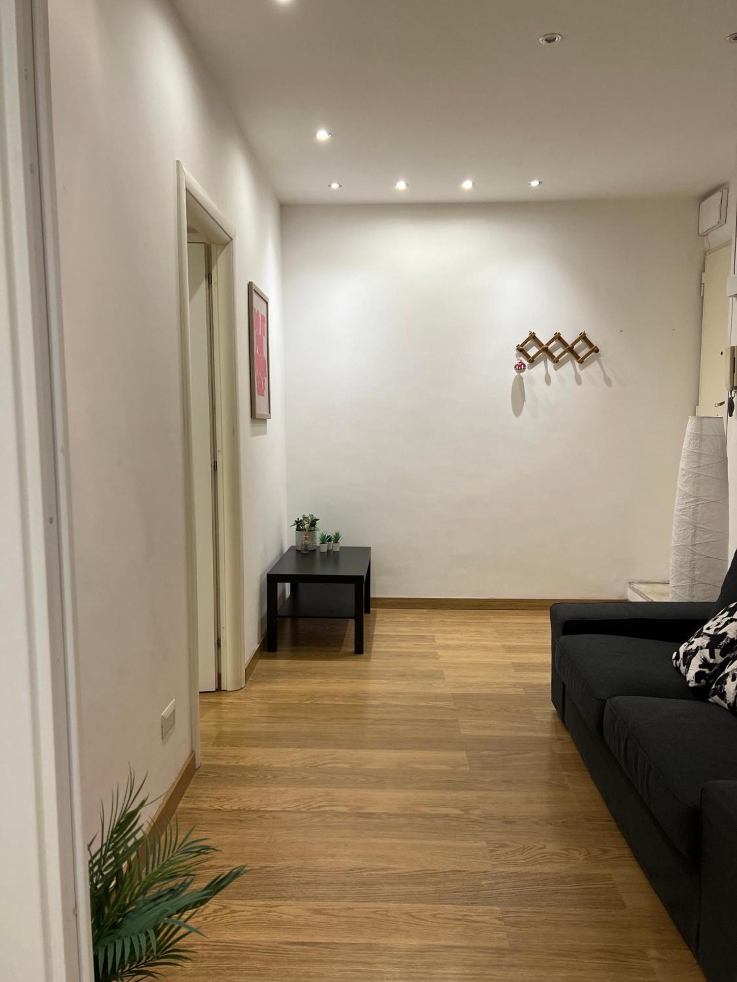 Porta Metronia Apartment Рим Екстериор снимка
