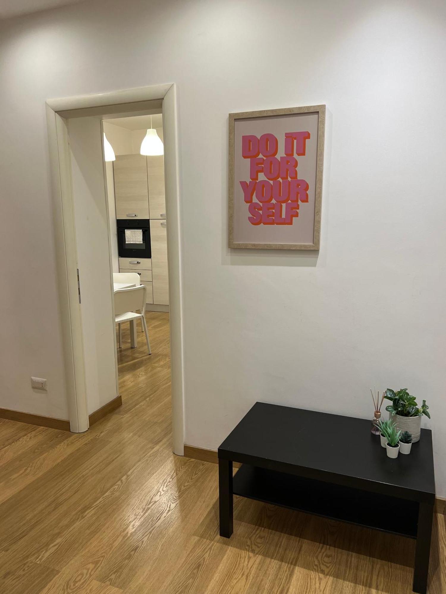 Porta Metronia Apartment Рим Екстериор снимка