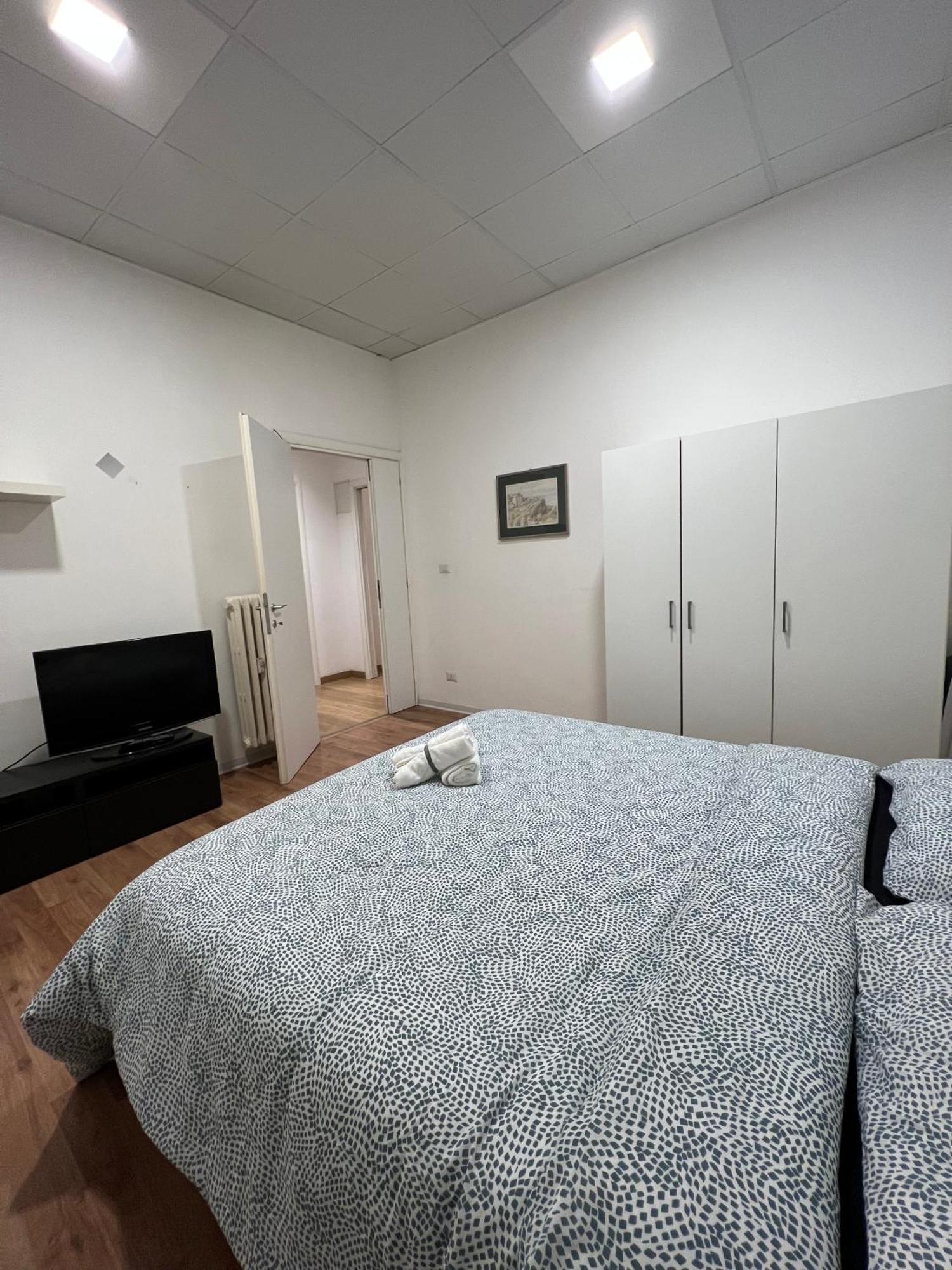 Porta Metronia Apartment Рим Екстериор снимка