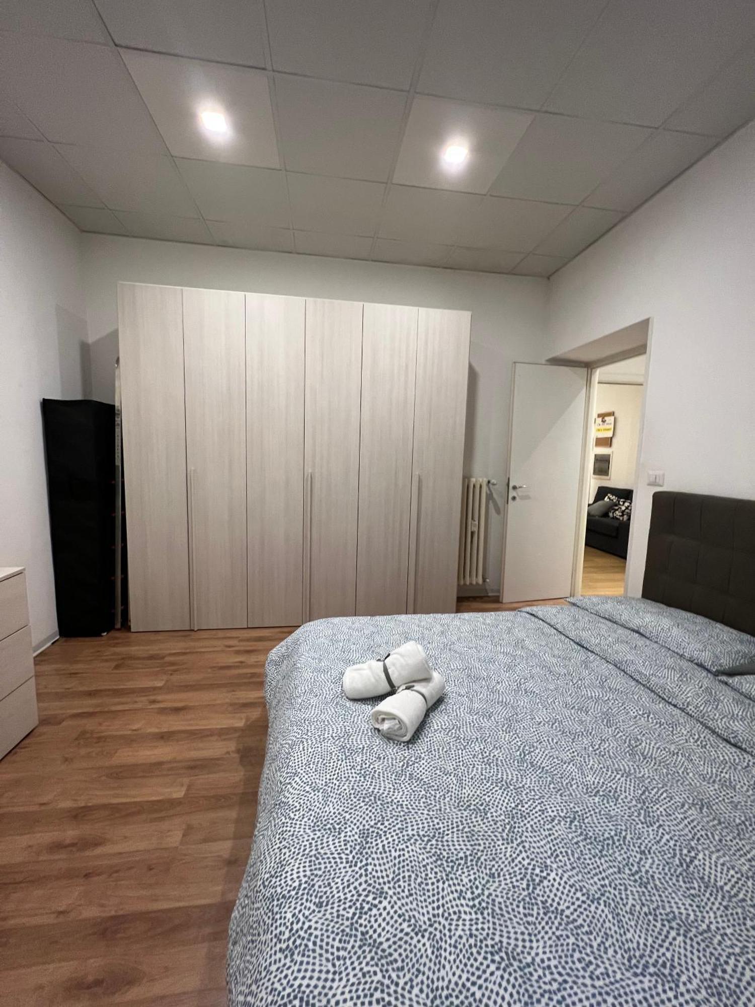 Porta Metronia Apartment Рим Екстериор снимка